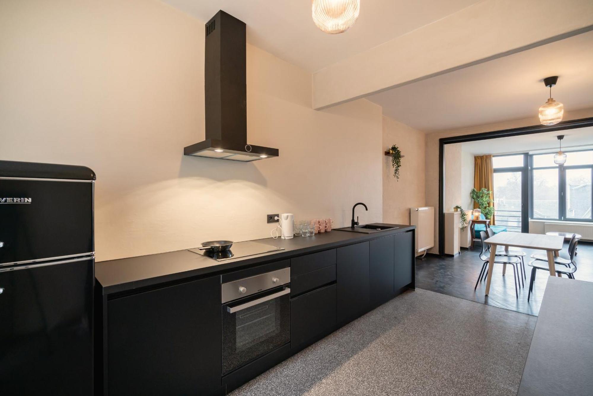 Antwerp City Center Two-Bedroom Apartments Exterior photo